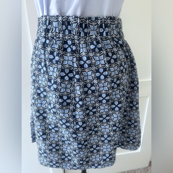 LOFT Outlet Linen Blend Blue Printed Skirt - Size Medium Petite - Picture 7 of 10
